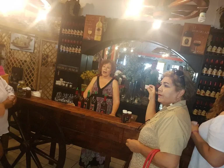 A K Vino 3 1024x768.jpg 768x576